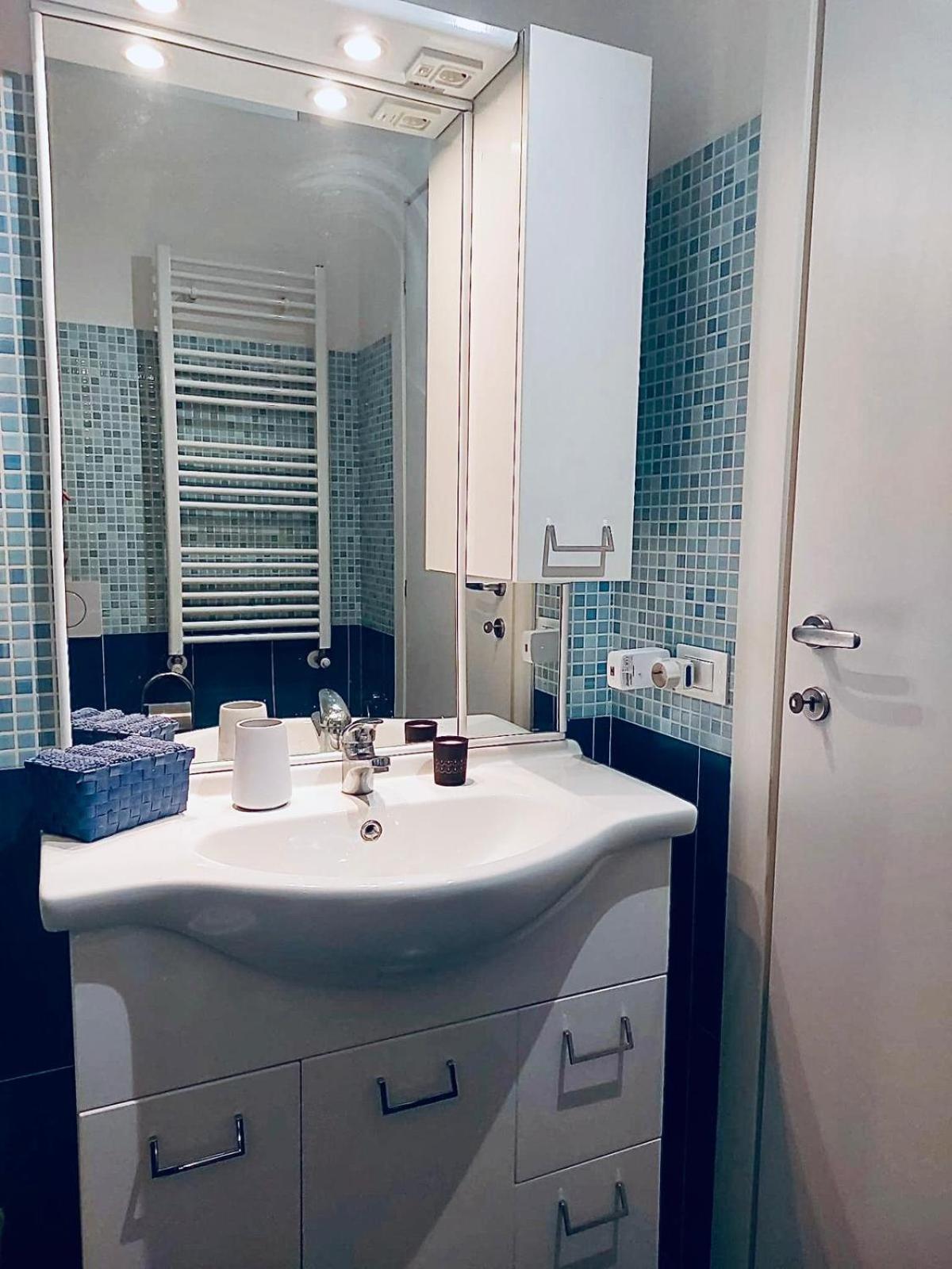 House P&A Milano Centro Apartment ภายนอก รูปภาพ